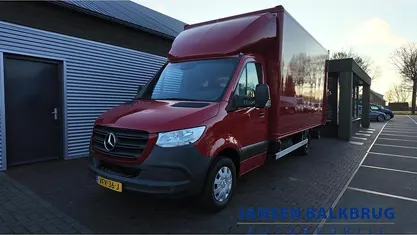Rood Gebruikt 2020 Mercedes Sprinter Van | € 20.985 (Super prijs)