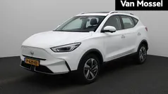 Wit Gebruikt 2022 MG ZS Luxury Sedan | € 20.495 (Eerlijke prijs)