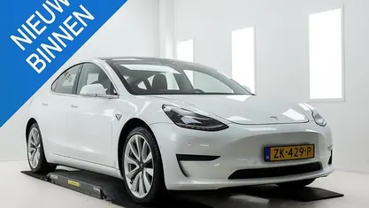 Occasion 2019 Tesla Model 3 Long Range AWD Sedan | € 18.900 (Eerlijke prijs)