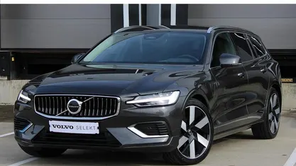 Gebruikt 2025 Volvo V60 Stationwagen | € 44.950 (Eerlijke prijs)