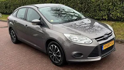 Occasion 2013 Ford Focus Trend Sedan | € 4.950 (Goede deal)