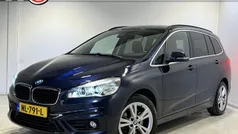 Blauw Gebruikt 2017 BMW 218 Executive Stationwagen | € 14.940 (Eerlijke prijs)