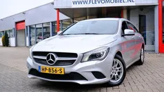 Grijs, metallic lak Gebruikt 2015 Mercedes CLA200 Shooting Brake Edition Stationwagen | € 11.450 (Eerlijke prijs)