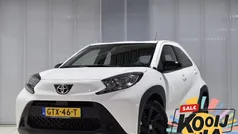 Wit Nieuw 2024 Toyota Aygo Play Hatchback | € 22.249 (Eerlijke prijs)