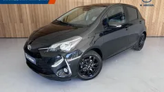 Zwart Gebruikt 2018 Toyota Yaris Hatchback | € 12.950 (Eerlijke prijs)