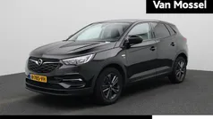 Zwart Gebruikt 2020 Opel Grandland X Edition SUV | € 16.900 (Eerlijke prijs)