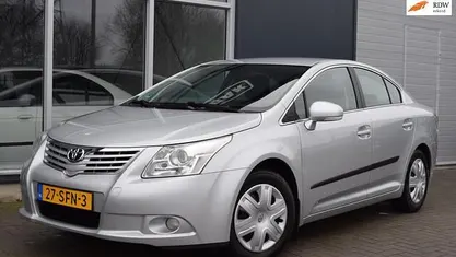 Grijs Gebruikt 2011 Toyota Avensis Business Edition Sedan | € 8.999 (Eerlijke prijs)