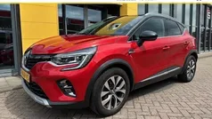 Rood metallic Gebruikt 2020 Renault Captur Intens SUV | € 21.595 (Eerlijke prijs)