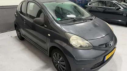 Occasion 2006 Toyota Aygo Hatchback | € 1.695 (Eerlijke prijs)