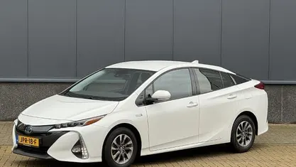 Occasion Toyota Prius 123 PK (90 kW) 2021 Wit Hatchback