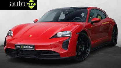 Rood Gebruikt 2022 Porsche Taycan Sport Turismo Stationwagen | € 76.900 (Eerlijke prijs)