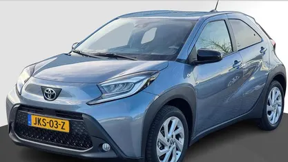 Gebruikt 2025 Toyota Aygo X Pulse SUV | € 19.845 (Eerlijke prijs)