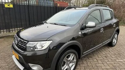Occasion 2017 Dacia Sandero Stepway Hatchback | € 8.950 (Eerlijke prijs)
