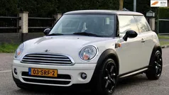 Wit Occasion 2008 Mini Cooper Hatchback | € 3.945 (Super prijs)