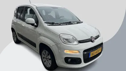 Occasion 2016 Fiat Panda Lounge Hatchback | € 7.450 (Eerlijke prijs)
