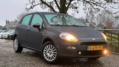 Occasion 2015 Fiat Punto Evo Street Hatchback | € 5.975 (Eerlijke prijs)