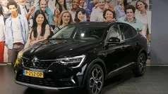 Zwart Gebruikt 2022 Renault Arkana Intens SUV | € 23.500 (Eerlijke prijs)