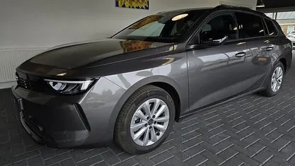 Occasion 2025 Opel Astra Edition Stationwagen | € 27.450 (Super prijs)