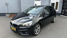 Zwart (metallic) Gebruikt 2016 BMW 220 Stationwagen | € 10.495 (Super prijs)