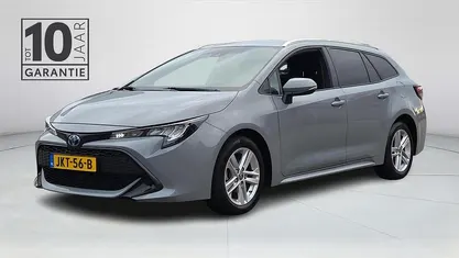 Grijs Gebruikt 2022 Toyota Corolla Edition Stationwagen | € 27.450 (Eerlijke prijs)