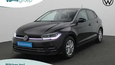 Zwart Gebruikt 2024 VW Polo Style Hatchback | € 27.450 (Eerlijke prijs)