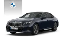 Zwart, metallic lak Nieuw 2025 BMW 530e M Sport Sedan | € 80.755 (Super prijs)