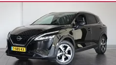 Zwart metallic Gebruikt 2023 Nissan Qashqai N-Connecta SUV | € 29.949 (Eerlijke prijs)