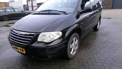 Occasion Chrysler Voyager 174 PK (127 kW) 2004 Zwart MPV