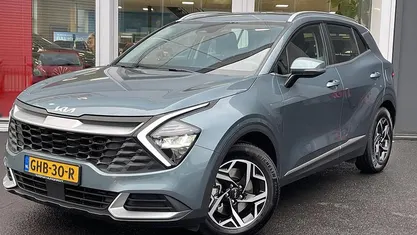Yucca steel grey m Occasion 2024 Kia Sportage Comfort SUV | € 33.750 (Eerlijke prijs)