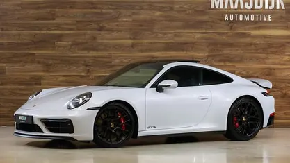 Grijs Gebruikt 2023 Porsche 911 Carrera GTS Chrono Coupé | € 197.740 (Eerlijke prijs)