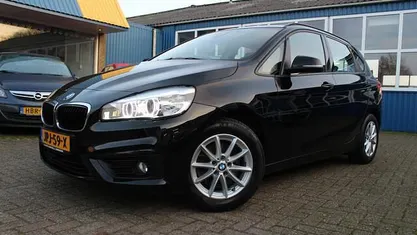 Occasion BMW 218 Executive 136 PK (100 kW) 2015 Zwart (metallic) Stationwagen