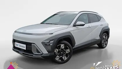 Atlas white (saw) Gebruikt 2025 Hyundai Kona Comfort SUV | € 29.840 (Eerlijke prijs)