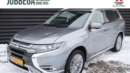 Gebruikt 2020 Mitsubishi Outlander Intense SUV | € 19.495 (Goede deal)