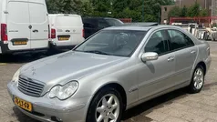 Grijs Gebruikt 2003 Mercedes C240 Elegance Sedan | € 1.995 (Eerlijke prijs)