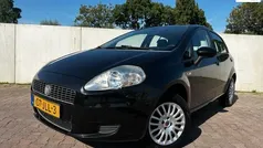 Zwart Gebruikt 2009 Fiat Grande Punto Hatchback | € 2.599 (Eerlijke prijs)