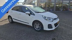 Gebruikt 2015 Kia Rio Hatchback | € 8.900 (Eerlijke prijs)