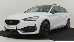 Wit Gebruikt 2022 Cupra Leon VZ Stationwagen | € 29.895 (Eerlijke prijs)