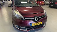 Rood Gebruikt 2012 Renault Scénic III Privilege MPV | € 6.500 (Eerlijke prijs)