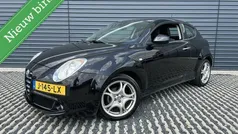 Zwart, metallic lak Gebruikt 2010 Alfa Romeo MiTo Distinctive Hatchback | € 4.430 (Eerlijke prijs)