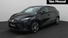 Zwart Gebruikt 2023 MG MG4 EV Luxury Hatchback | € 23.400 (Eerlijke prijs)