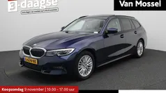 Gebruikt 2021 BMW 318 Basis Stationwagen | € 30.445 (Eerlijke prijs)