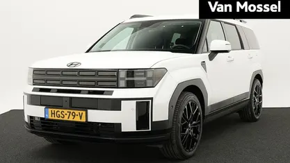 Occasion 2025 Hyundai Santa Fe Premium SUV | € 55.640 (Eerlijke prijs)