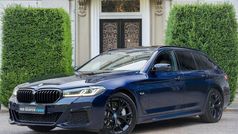Blauw Gebruikt 2022 BMW 530e M Sport Stationwagen | € 47.440 (Eerlijke prijs)
