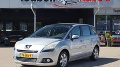 Grijs Gebruikt 2011 Peugeot 5008 MPV | € 3.985 (Goede deal)