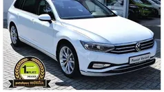 Wit Gebruikt 2023 VW Passat Elegance Stationwagen | € 42.882 (Eerlijke prijs)
