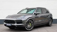 Grijs Gebruikt 2020 Porsche Cayenne SUV | € 69.950 (Goede deal)