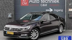 Gebruikt 2017 VW Passat Highline Sedan | € 11.490 (Eerlijke prijs)