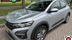 Gebruikt 2022 Dacia Sandero Expression Hatchback | € 15.745 (Eerlijke prijs)
