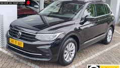 Gebruikt 2024 VW Tiguan Life SUV | € 38.745 (Super prijs)