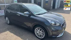 Grijs Gebruikt 2018 Kia Niro SUV | € 16.950 (Eerlijke prijs)
